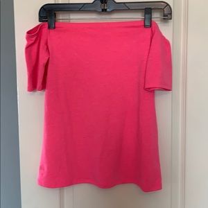 Bright pink off-the-shoulder top💖